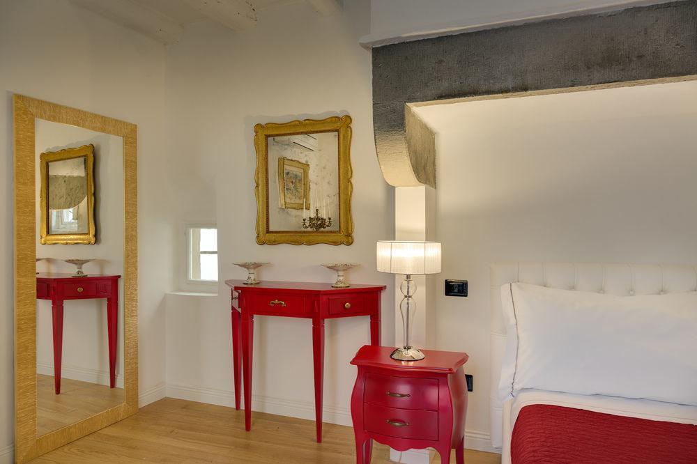 Отель Residenza D'Epoca Borgo Albizi Флоренция Экстерьер фото