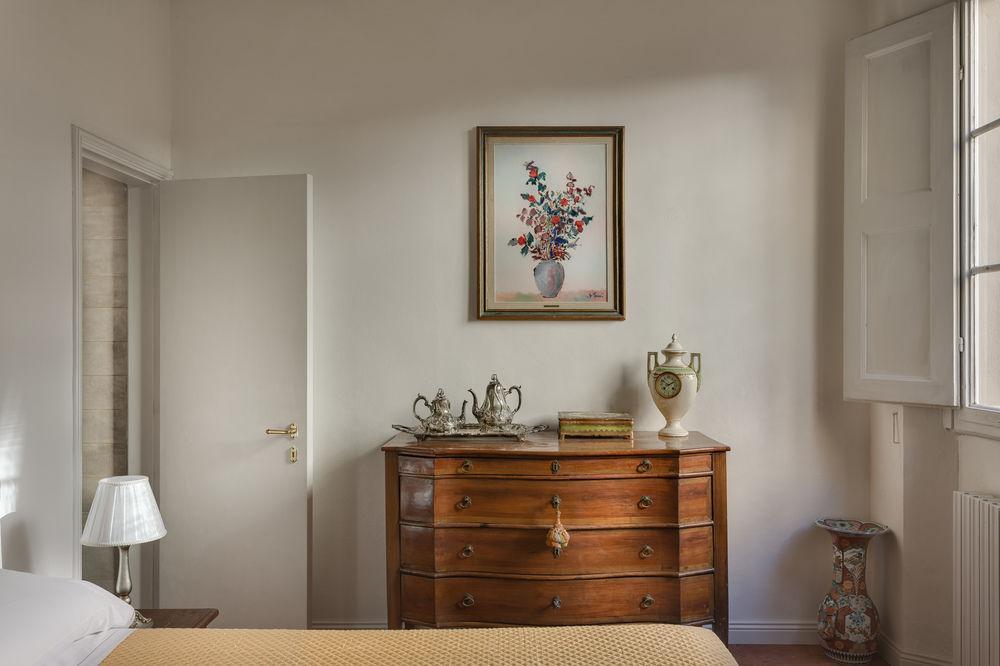 Отель Residenza D'Epoca Borgo Albizi Флоренция Экстерьер фото